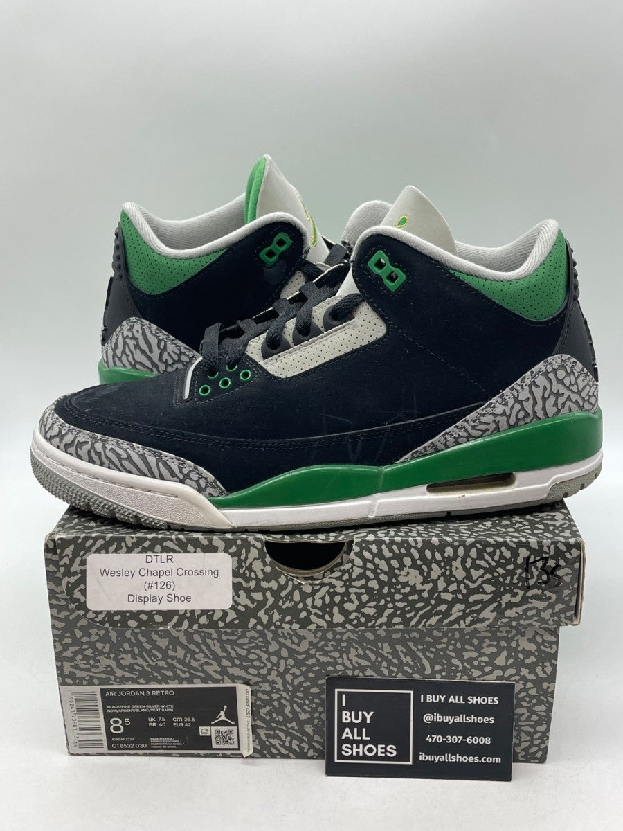 Jordan 3 Retro Pine Green 8.5 (Moderately Worn Pre-Owned) - Image 1