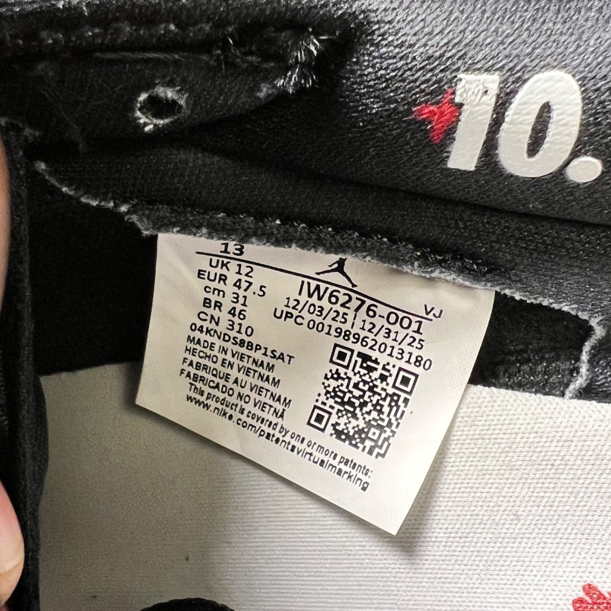 Jordan 1 Retro Low OG Banned 13 (Lightly Worn Pre-Owned)JordanBlack/Black/Varsity Red/Summit White - Image 7