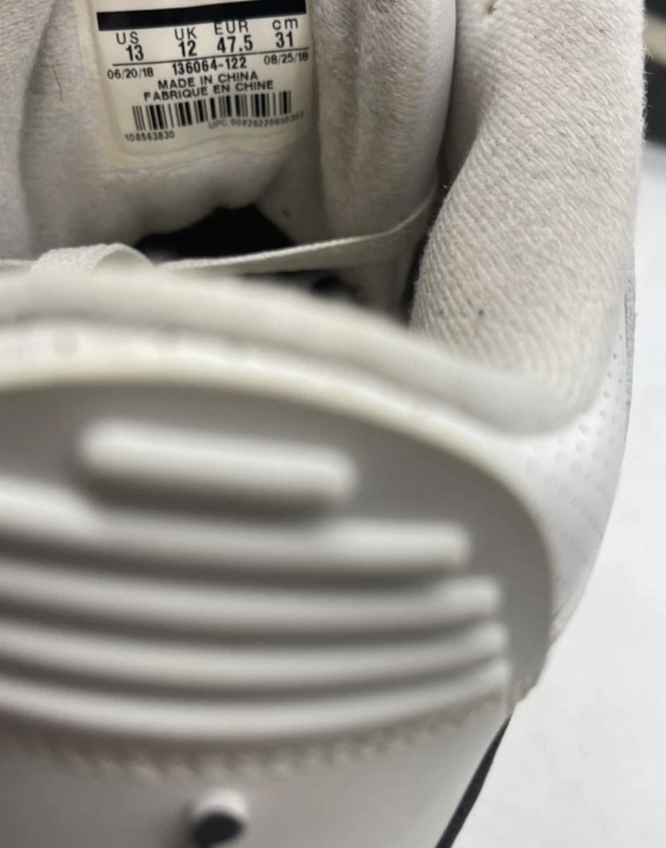 Jordan 3 Retro Mocha (2018) 13 (Heavily Worn Pre-Owned)JordanWhite/Dark Mocha-Chrome - Image 8