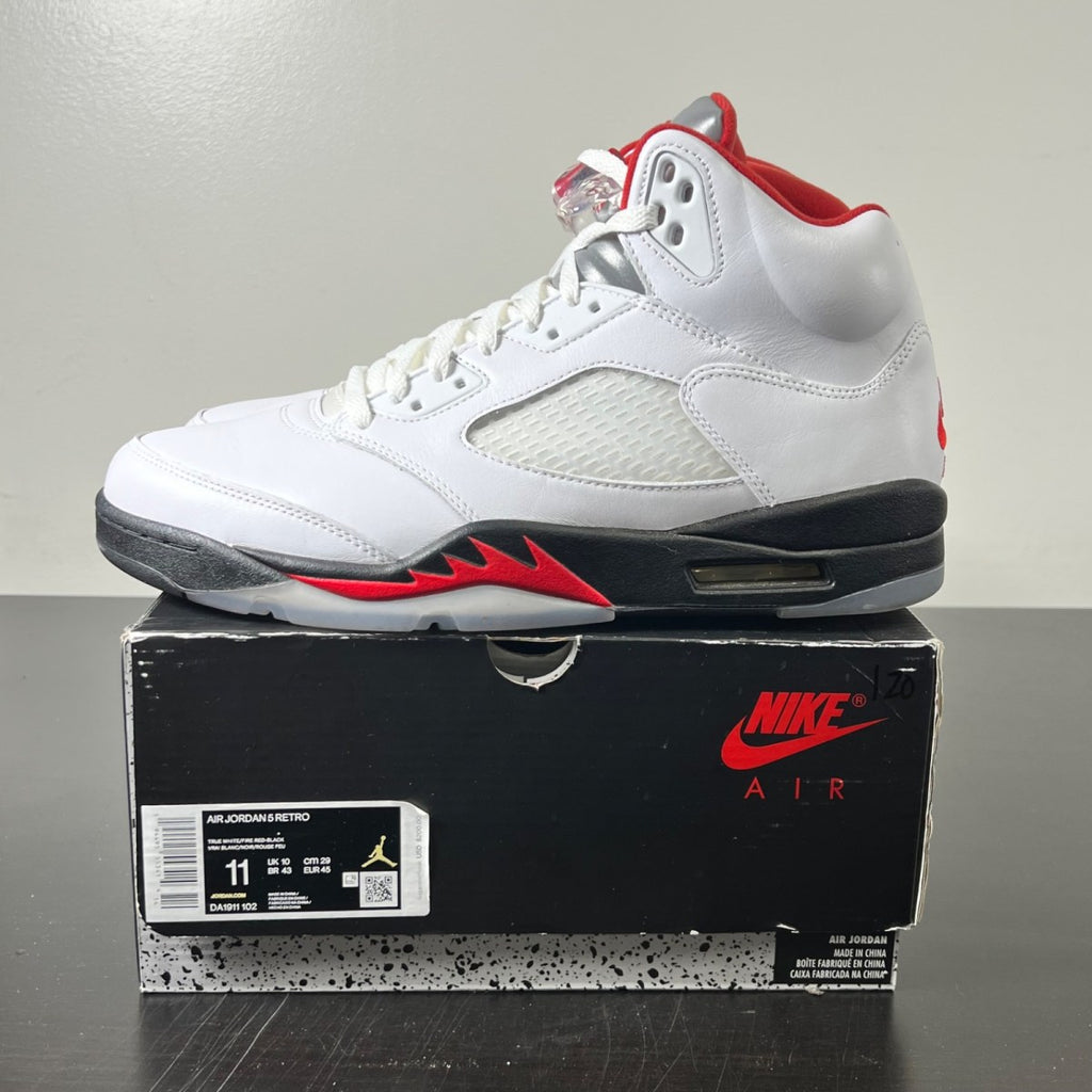 Jordan 5 Retro Fire Red Silver Tongue (2020) 11 (Lightly Worn Pre-Owned)JordanWhite/Black-Metallic Silver-Fire Red - Image 3