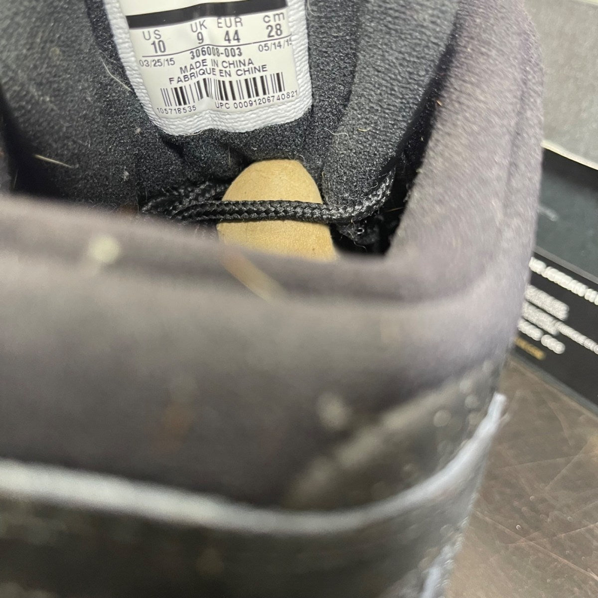 Jordan 11 Retro Low IE Referee (2015) 10 (Moderately Worn Pre-Owned)JordanBlack/True Red - Image 6