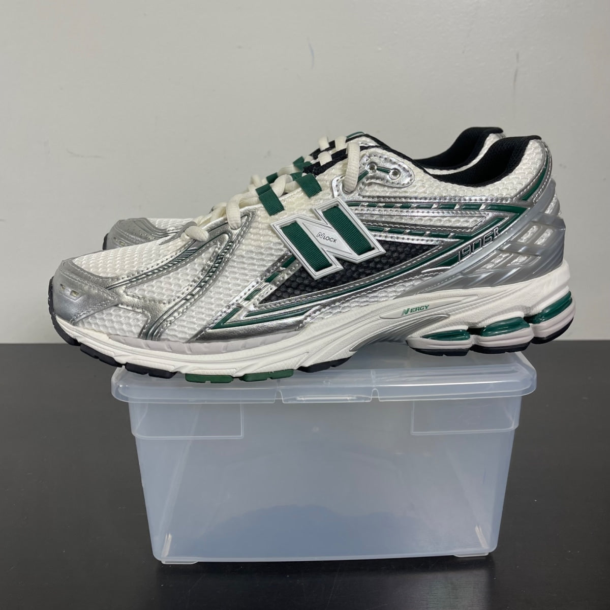 New Balance 1906R Silver Metallic Nightwatch Green 13 (Moderately Worn Pre-Owned)New BalanceSilver Metallic/Nightwatch Green/Sea Salt - Image 3