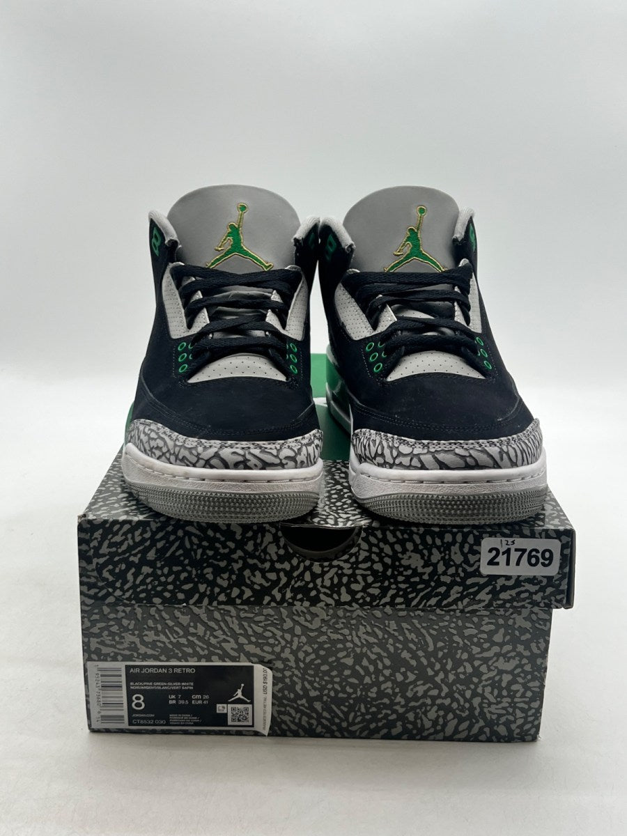 Jordan 3 Retro Pine Green 8 (Lightly Worn Pre-Owned) - Image 2