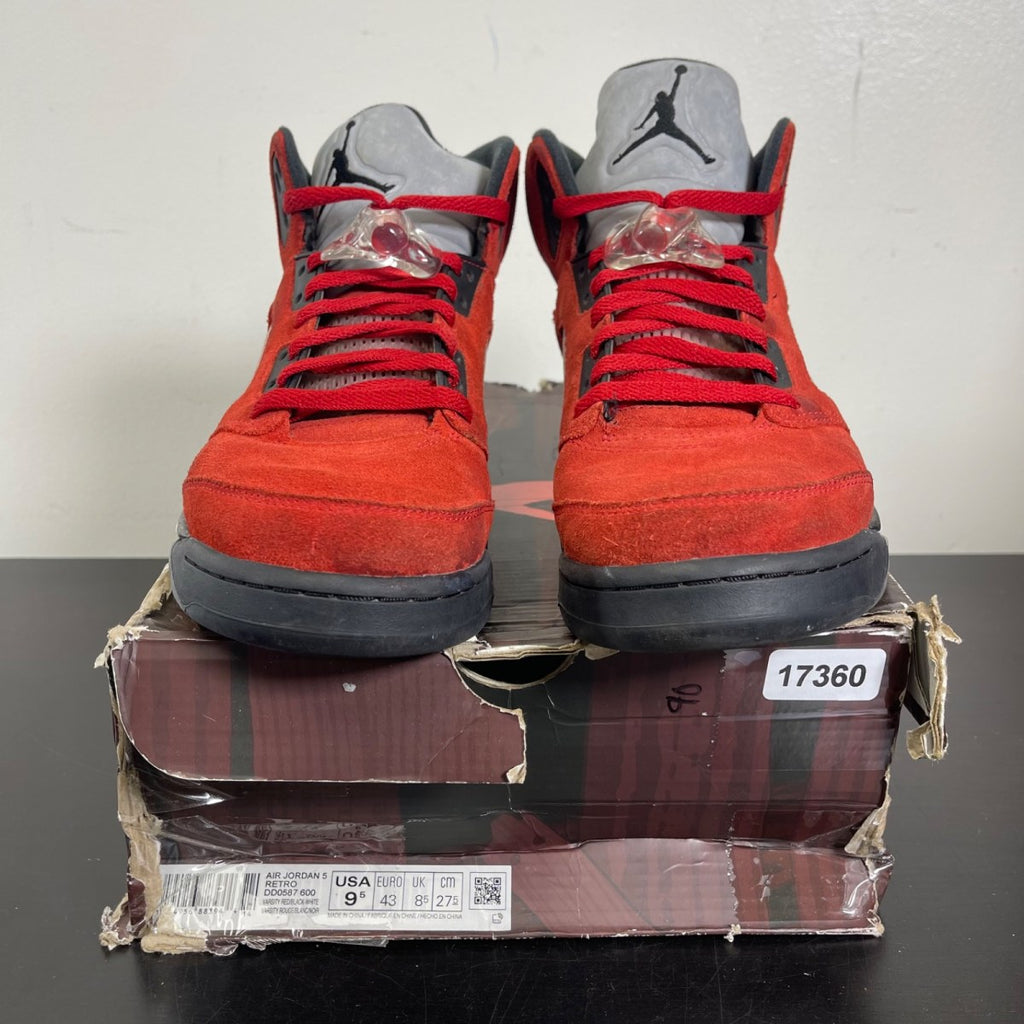 Jordan 5 Retro Raging Bull Red (2021) 9.5 (Moderately Worn Pre-Owned)JordanVarsity Red/Black-White - Image 2