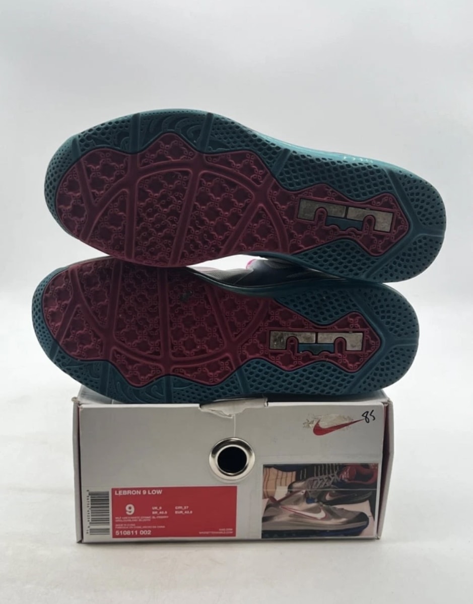 Nike LeBron 9 Low Fireberry 9 (Moderately Worn Pre-Owned)NikeWolf Grey/White-Dynamic Blue-Fireberry - Image 7