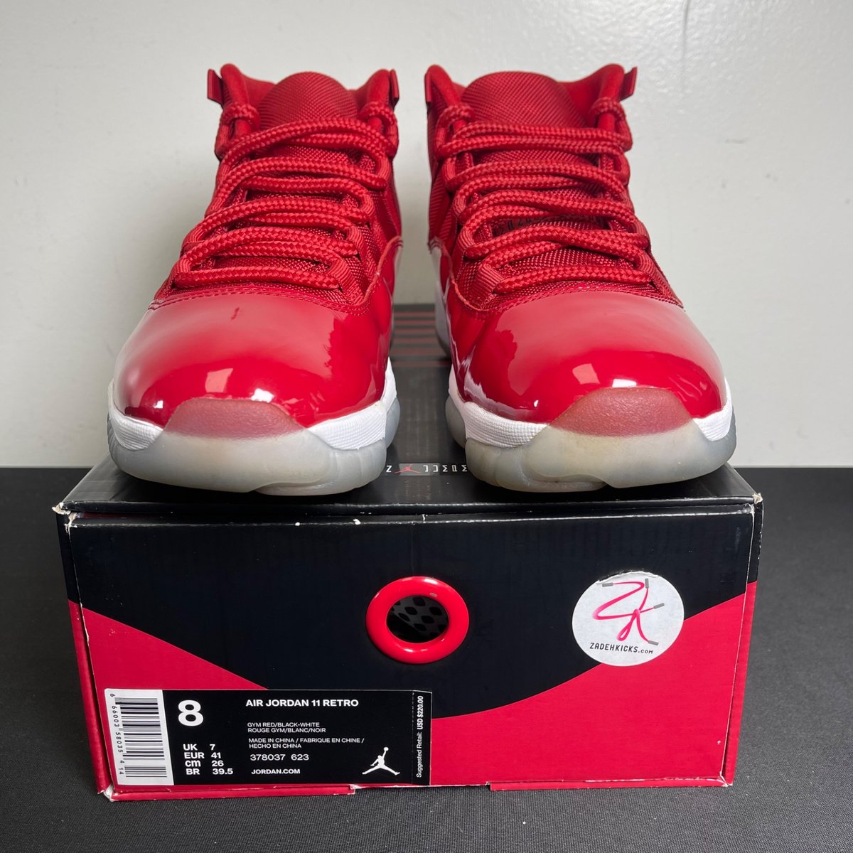 Jordan 11 Retro Win Like 96 (Size 8) - aux