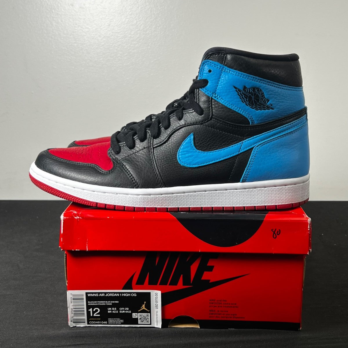 Jordan 1 Retro High NC to Chi (Women's) 12W (Lightly Worn Pre-Owned)JordanBlack/Dark Powder Blue-Gym Red - Image 3