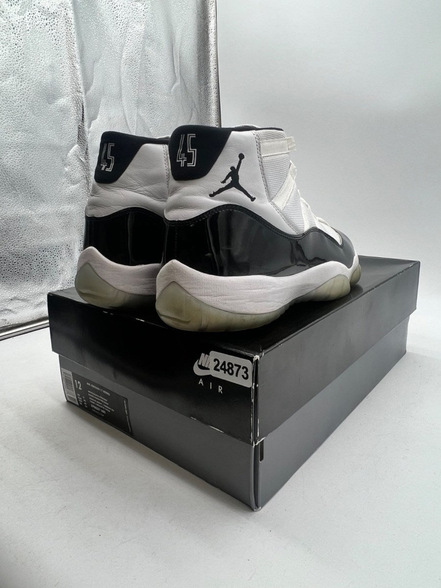 Jordan 11 Retro Concord (2018) 12 (Moderately Worn Pre-Owned)JordanWhite/Black-Concord - Image 5