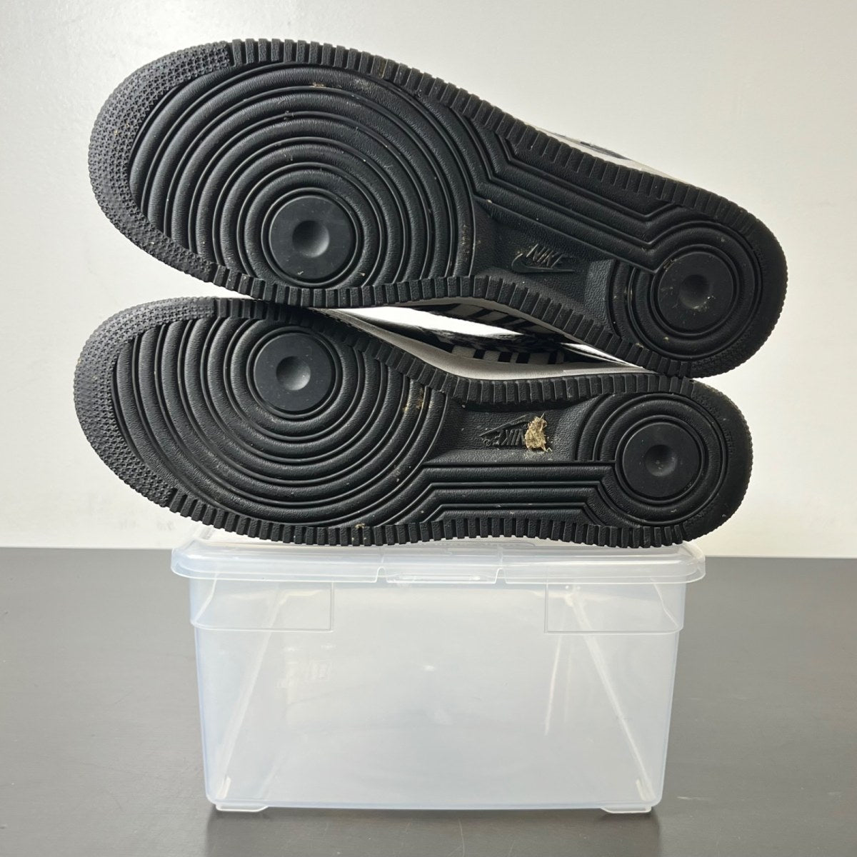 Nike Air Force 1 Low Black Pattern Swoosh 12 (Heavily Worn Pre-Owned)NikeBlack/White - Image 5