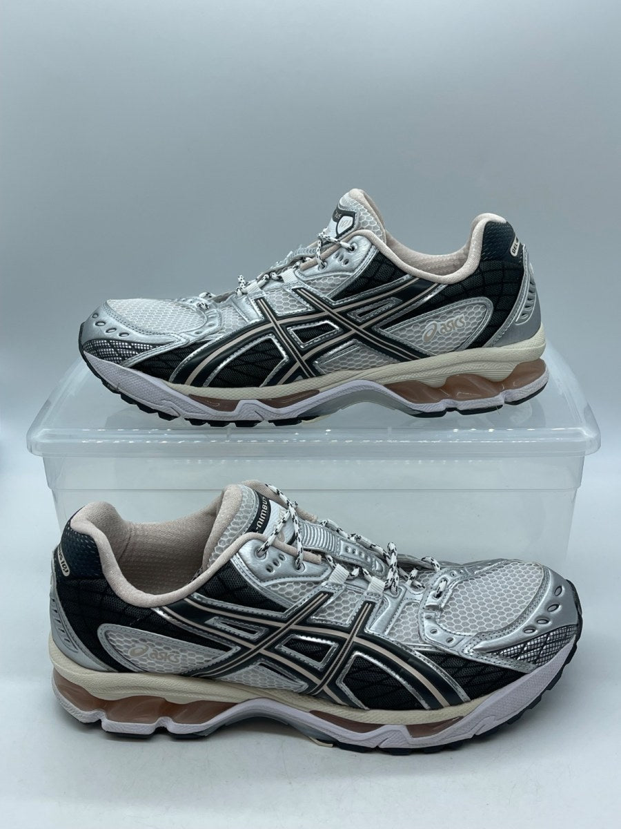 ASICS Gel-Nimbus 10.1 White Obsidian Grey 11.5 (Moderately Worn Pre-Owned)ASICSWhite/Obsidian Grey - Image 1