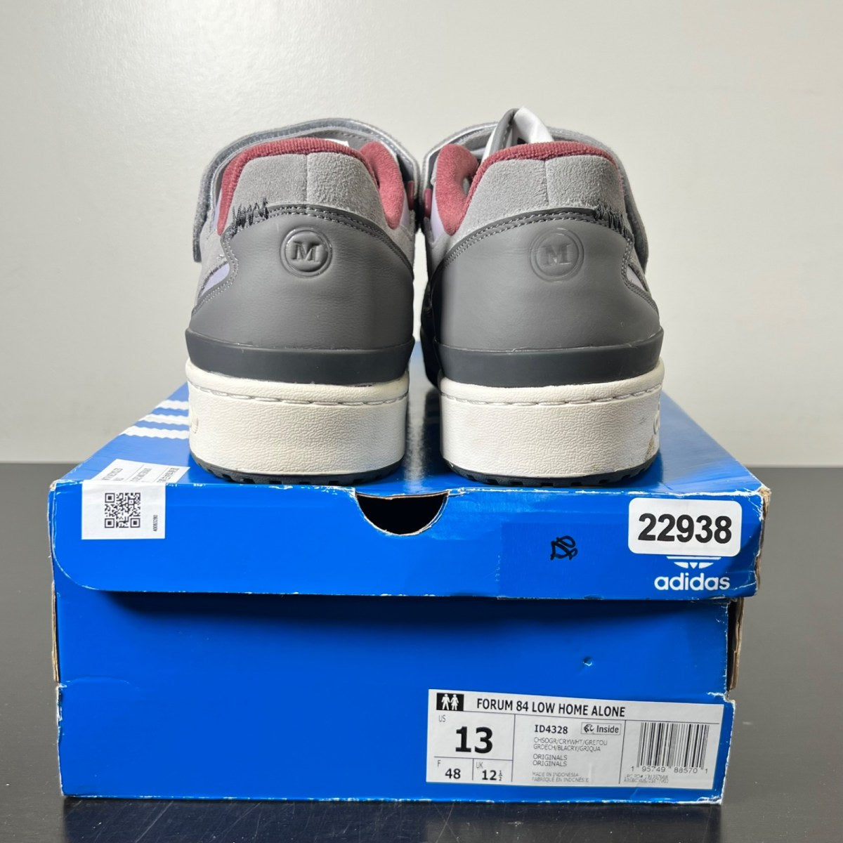 adidas Forum 84 Low Home Alone 2 13 (Lightly Worn Pre-Owned)adidasCharcoal Solid Grey/Crystal White/Grey Four - Image 4