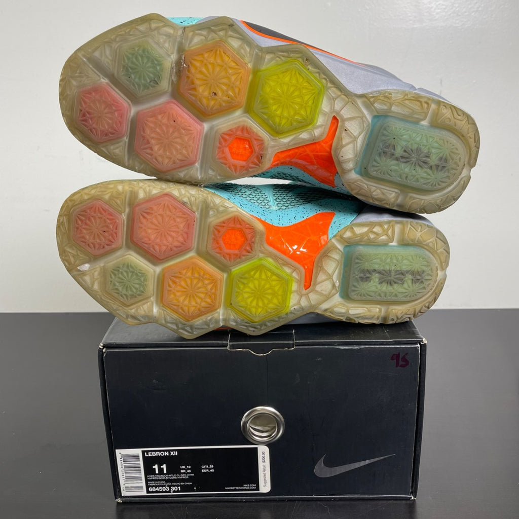 Nike LeBron 12 NSRL 11 (Moderately Worn Pre-Owned)NikeHyper Turquoise/Black-Metallic Cool Grey-Hyper Crimson - Image 5