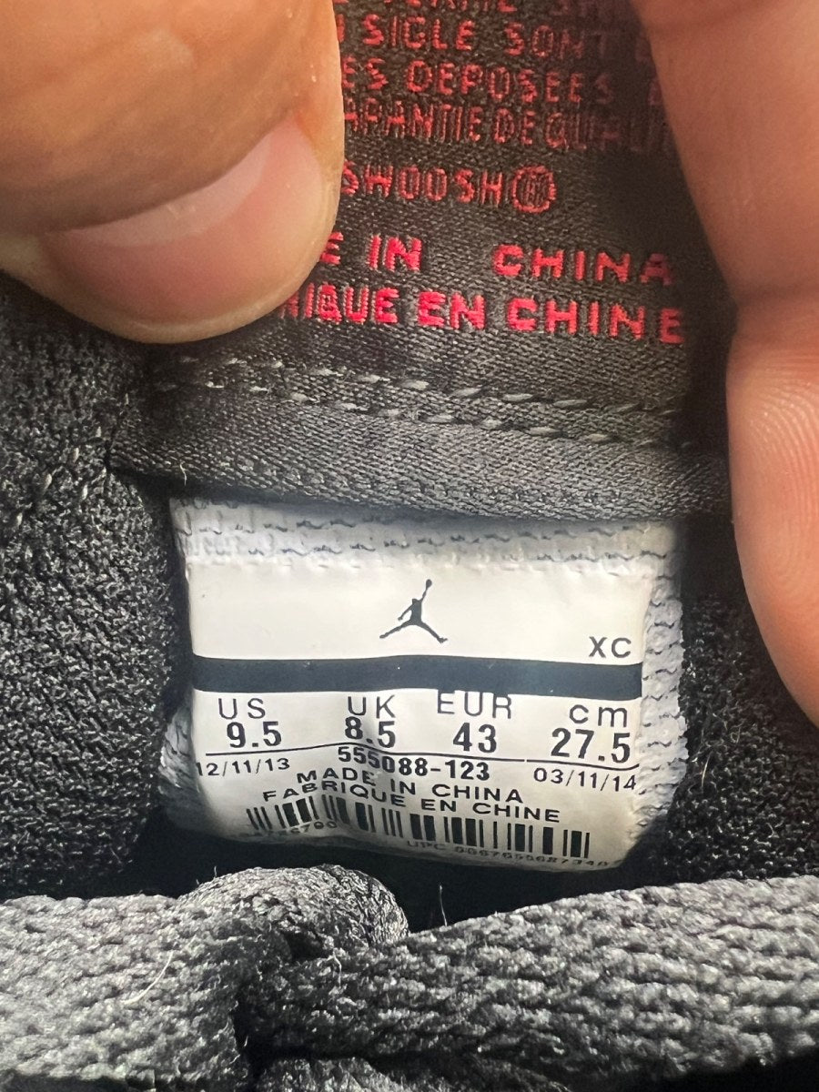 Jordan 1 Retro Carmine (2014) 9.5 (Moderately Worn Pre-Owned) - Image 7
