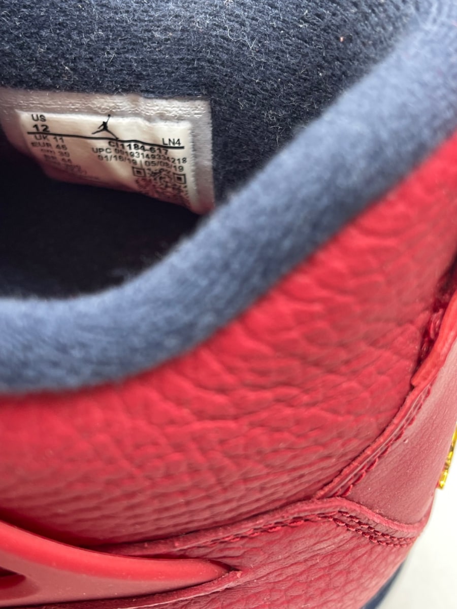 Jordan 4 Retro FIBA (2019) 12 (Moderately Worn Pre-Owned) - Image 8
