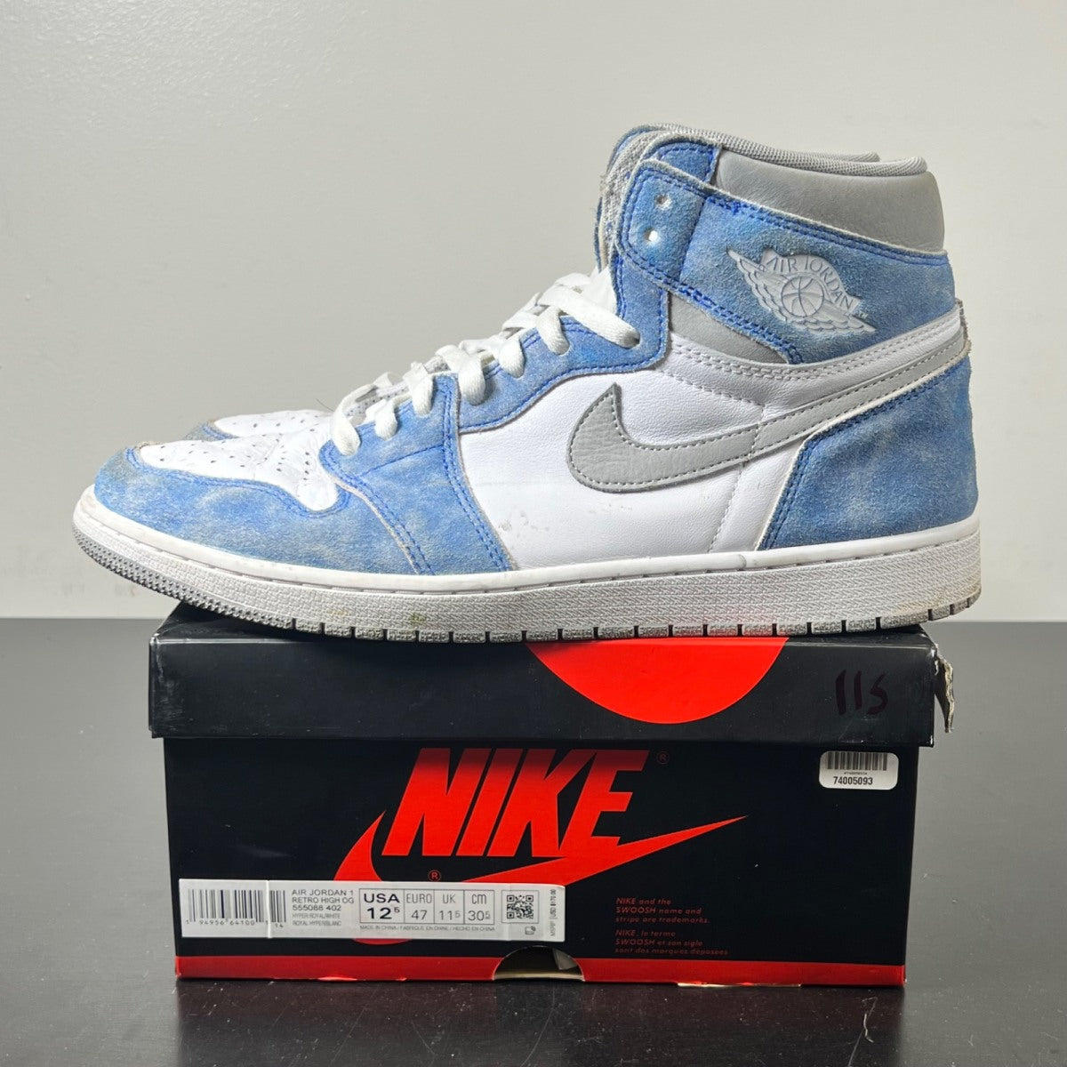 Jordan 1 Retro High OG Hyper Royal (Size 12.5) - Image 3