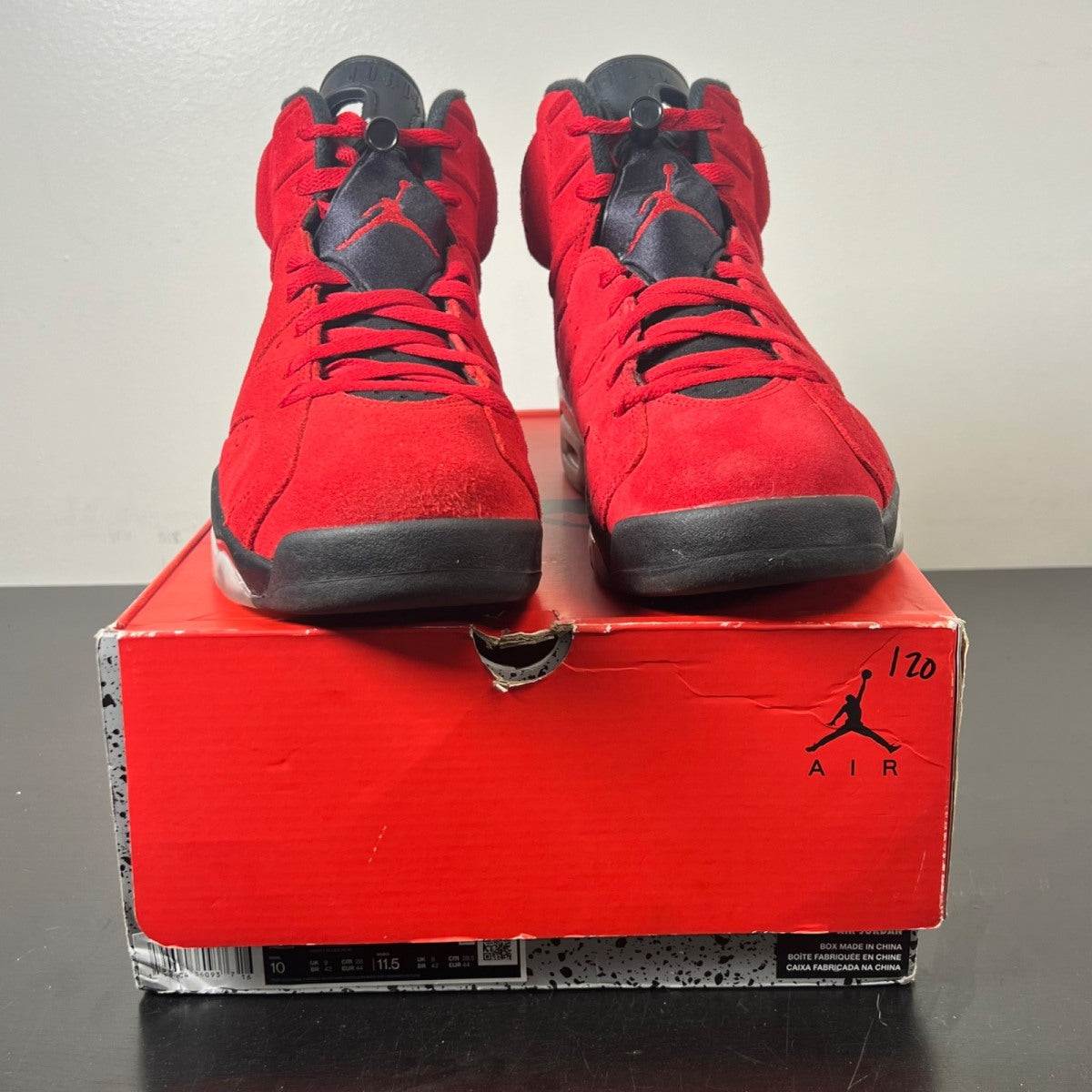Jordan 6 Retro Toro Bravo 10 (Lightly Worn Pre-Owned)JordanVarsity Red/Black - Image 2