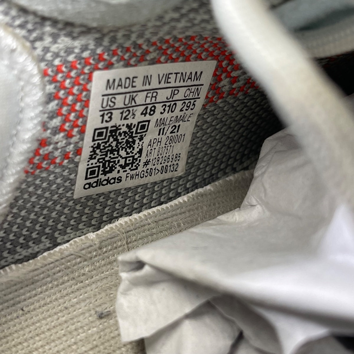 adidas Yeezy Boost 350 V2 Blue Tint 13 (Moderately Worn Pre-Owned)adidasBlue Tint/Grey Three/High Risk Red - Image 6