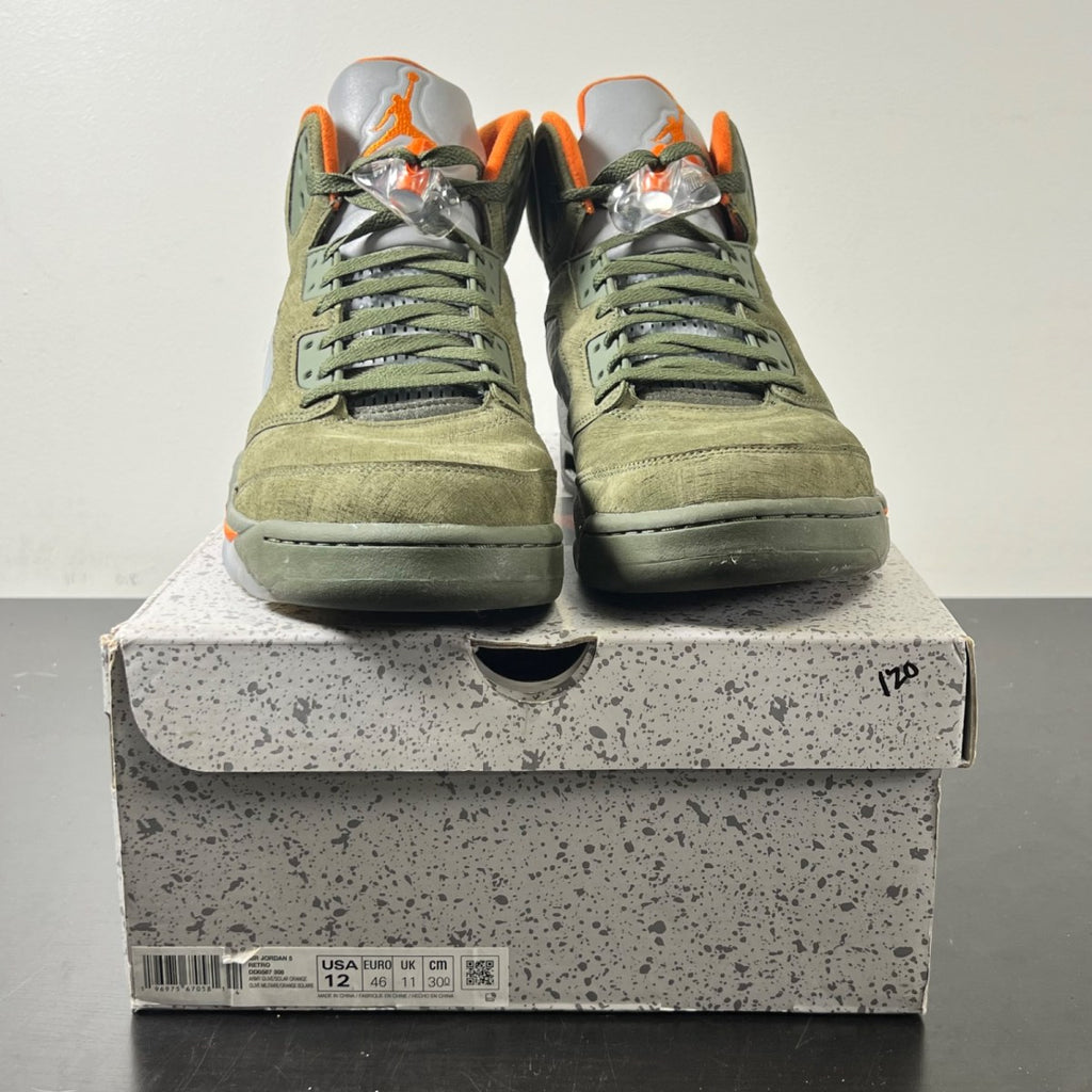 Jordan 5 Retro Olive (2024) 12 (Moderately Worn Pre-Owned)JordanArmy Olive/Solar Orange - Image 2