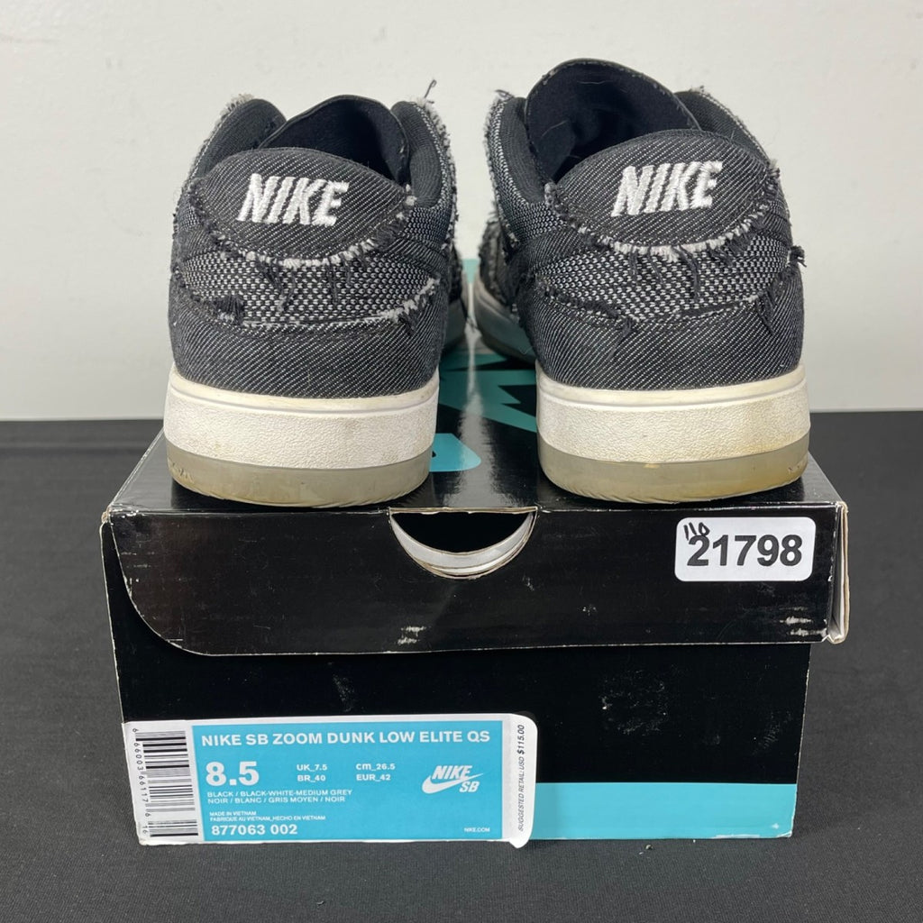 Nike SB Dunk Low Elite Medicom Bearbrick 8.5 (Moderately Worn Pre-Owned)NikeBlack/White-Medium Grey-Black - Image 4