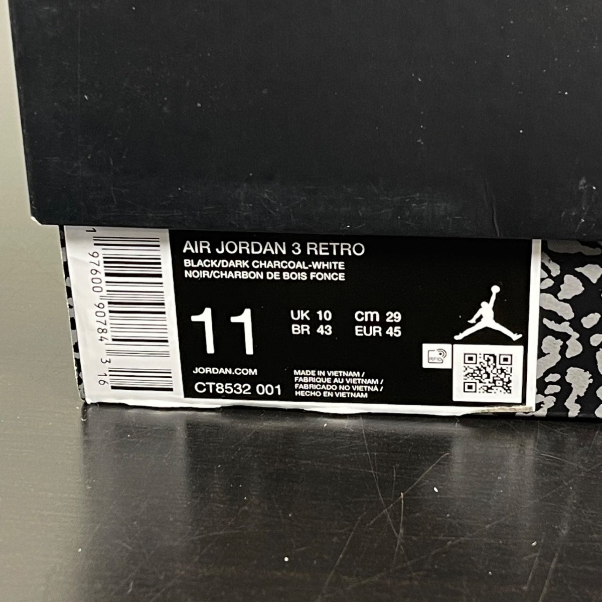 Jordan 3 Retro Black Cat (2025) 11 (Moderately Worn Pre-Owned)JordanBlack/Dark Charcoal/Black - Image 7