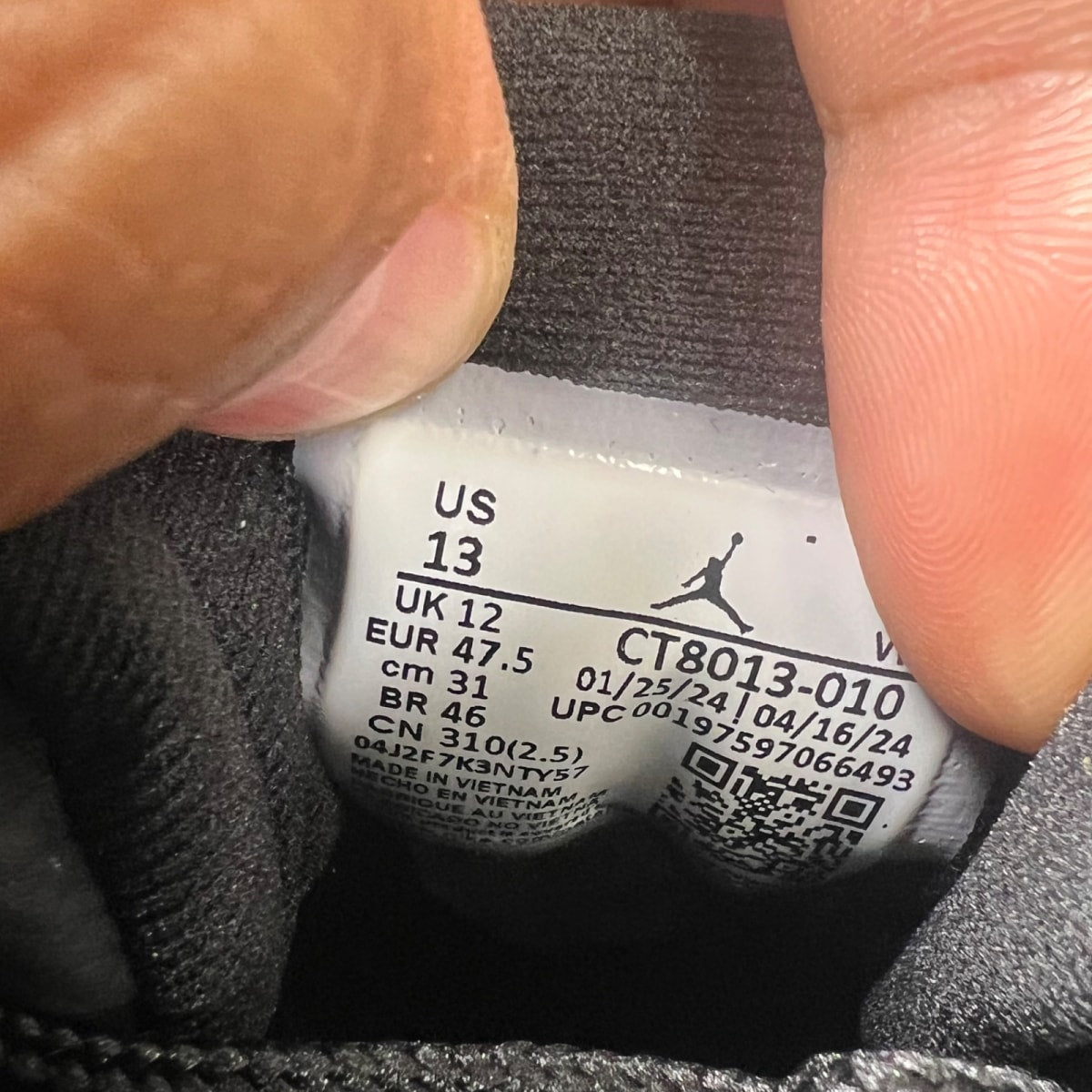 Jordan 12 Retro Barons 13 (New Pre-Owned)JordanBlack/Wolf Grey-White - Image 6
