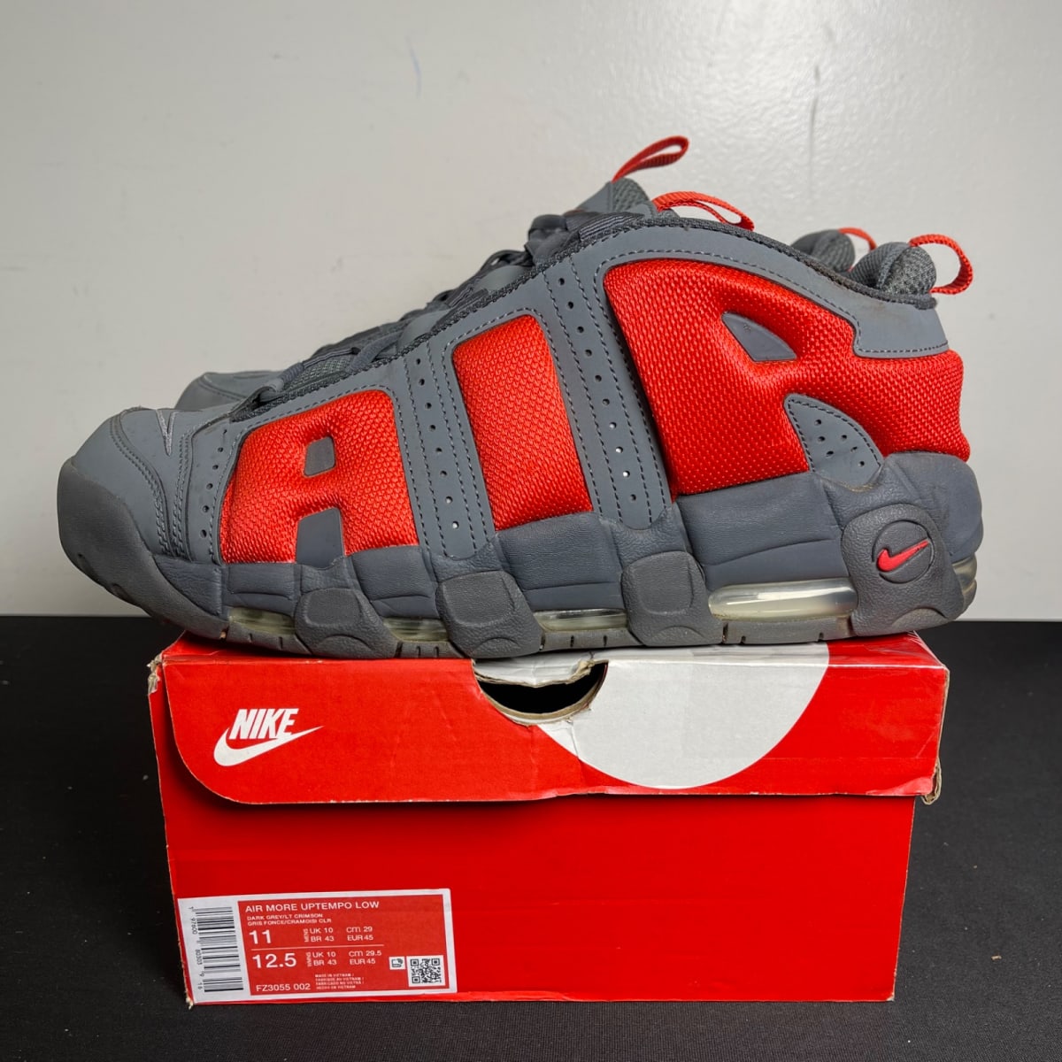 Nike Air More Uptempo Low Dark Grey Light Crimson (Size 11) - aux