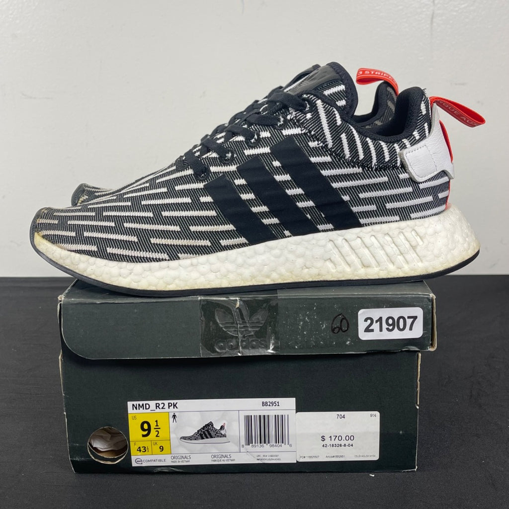 adidas NMD R2 Black White 9.5 (Moderately Worn Pre-Owned)adidasCore Black/Footwear White - Image 3