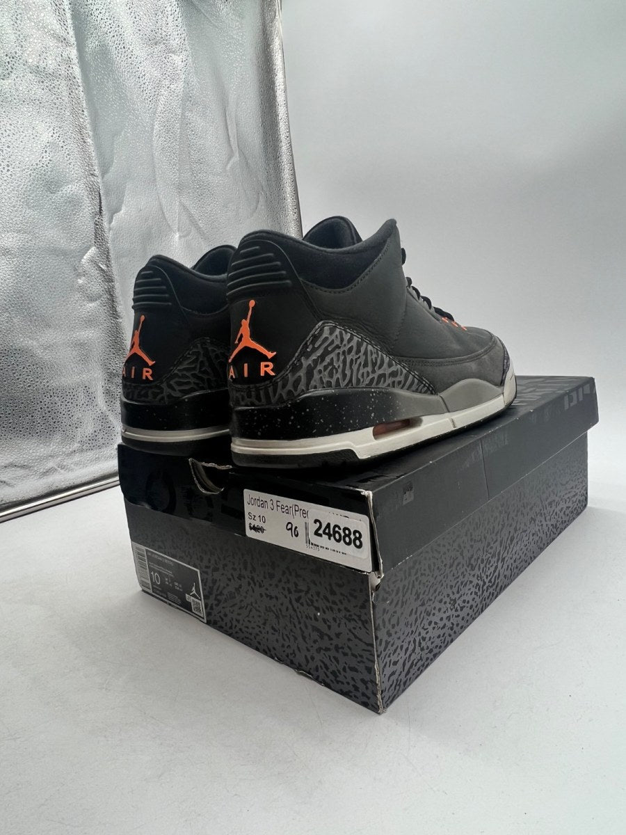 Jordan 3 Retro Fear Pack (2023) 10 (Moderately Worn Pre-Owned)JordanNight Stadium/Total Orange-Black-Flat Pewter-Neutral Grey - Image 5