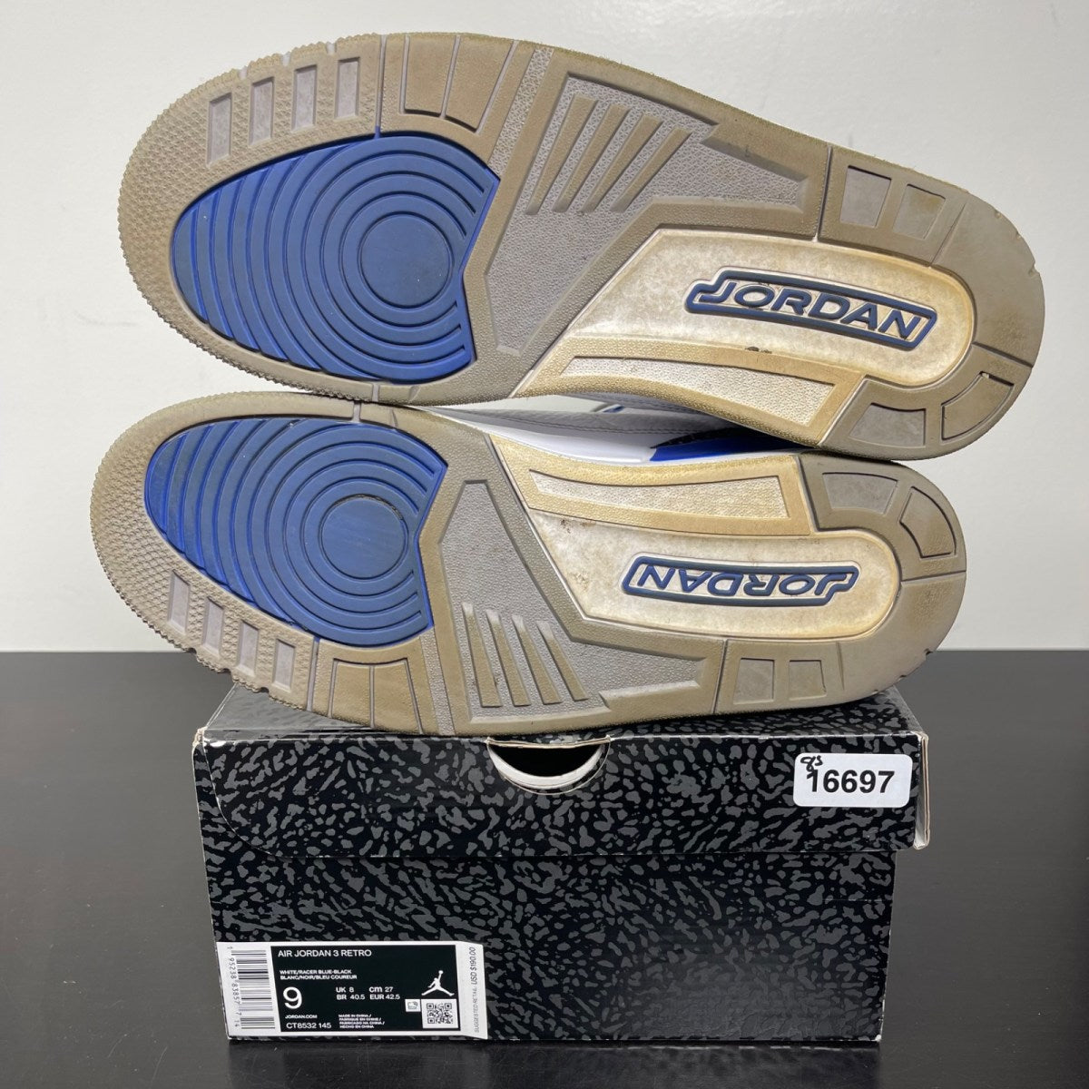 Jordan 3 Retro Racer Blue 9 (Moderately Worn Pre-Owned)JordanWhite/Black-Cement Grey-Racer Blue - Image 6