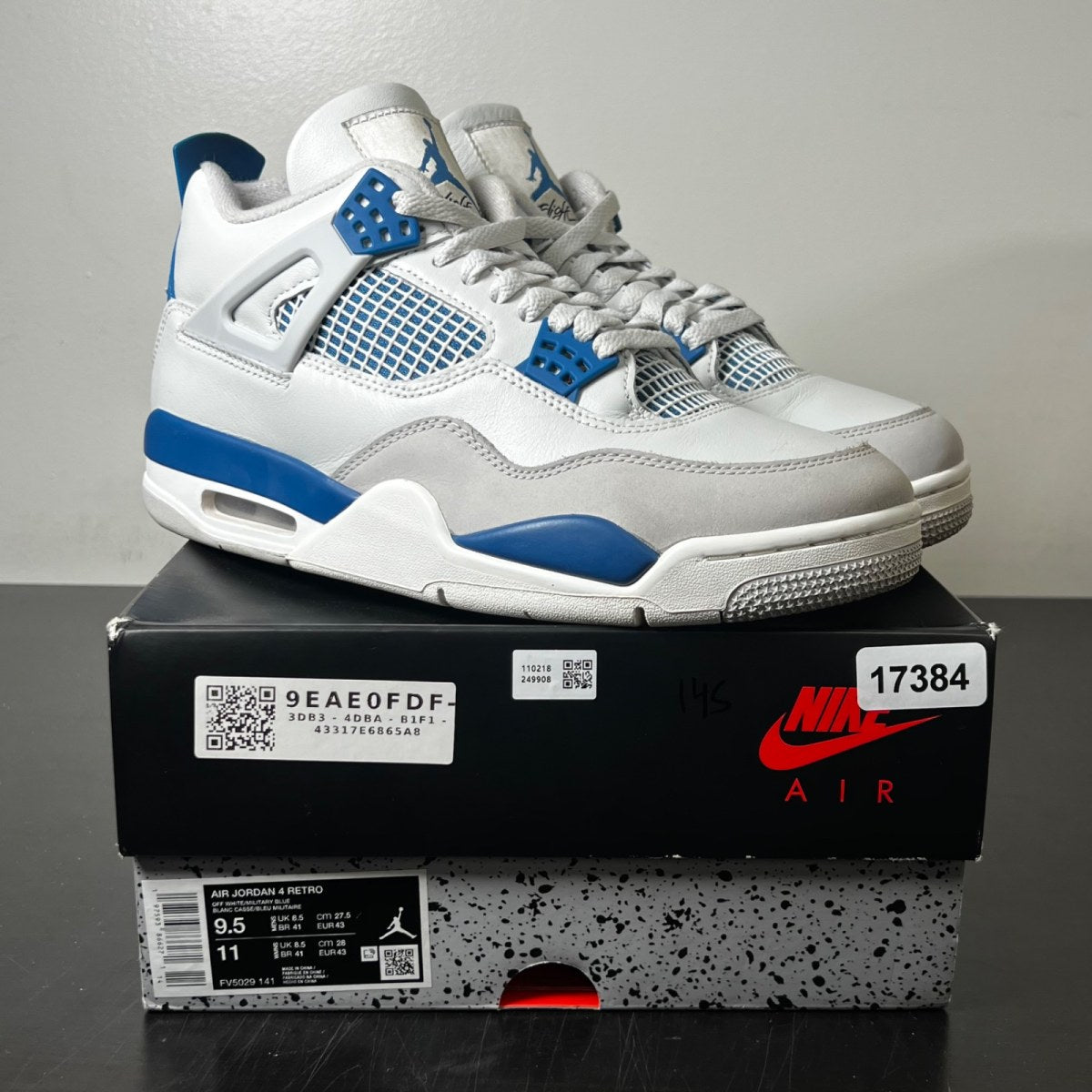 Jordan 4 Retro Military Blue (2024) 9.5 (Lightly Worn Pre-Owned)JordanOff-White/Military Blue/Neutral Grey - Image 1
