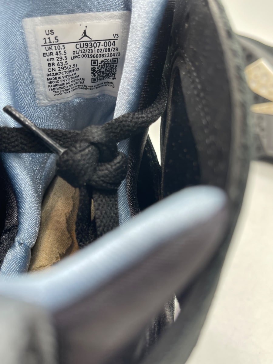 Jordan 7 Retro Chambray (2023) 11.5 (Moderately Worn Pre-Owned)JordanBlack/Chambray/Light Graphite - Image 8