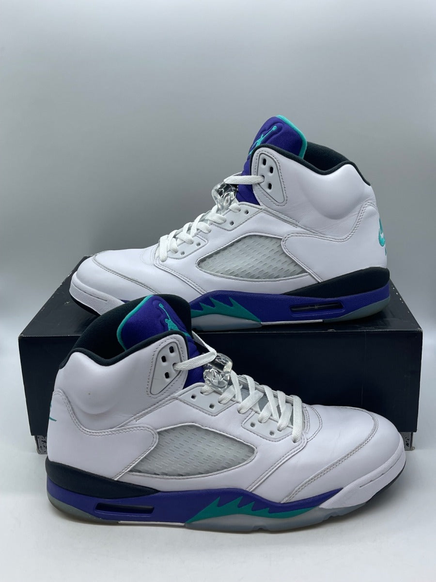 Jordan 5 Retro Grape (2025) 12 (Moderately Worn Pre-Owned)JordanWhite/Grape Ice-New Emerald - Image 1