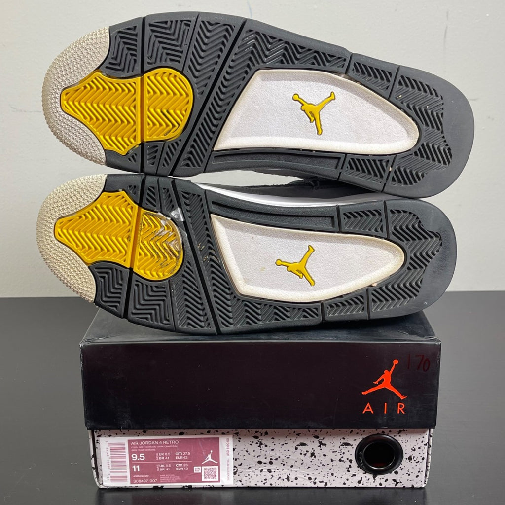 Jordan 4 Retro Cool Grey (2019) (Size 9.5) Moderately Worn - Image 5