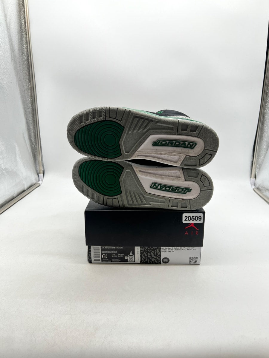 Jordan 3 Retro Pine Green (GS) 6.5Y (Lightly Worn Pre-Owned) - Image 8