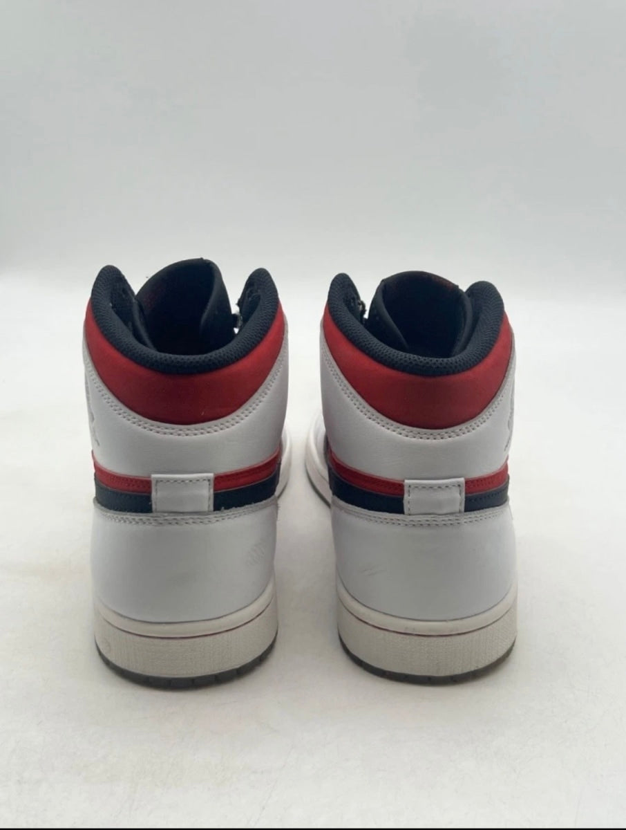 Jordan 1 Retro Carmine (2014) 9.5 (Moderately Worn Pre-Owned)JordanWhite/Black/Carmine - Image 3