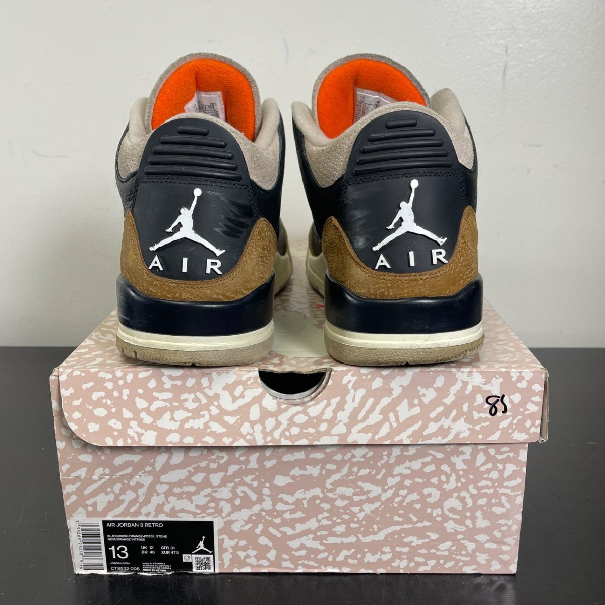 Jordan 3 Retro Desert Elephant 13 (Moderately Worn Pre-Owned)JordanBlack/Rush Orange/Fossil Stone/Sail - Image 4