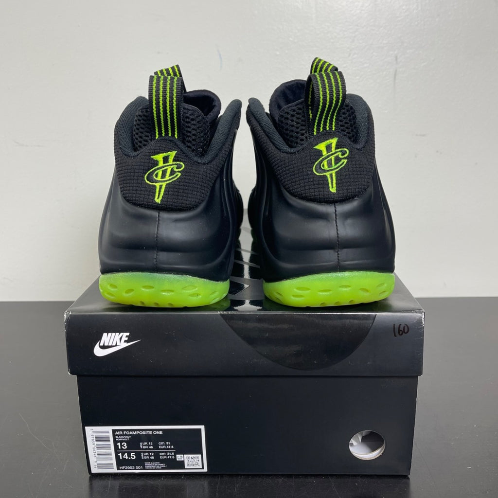 Nike Air Foamposite One Black Volt 13 (Moderately Worn Pre-Owned)NikeBlack/Volt - Image 4