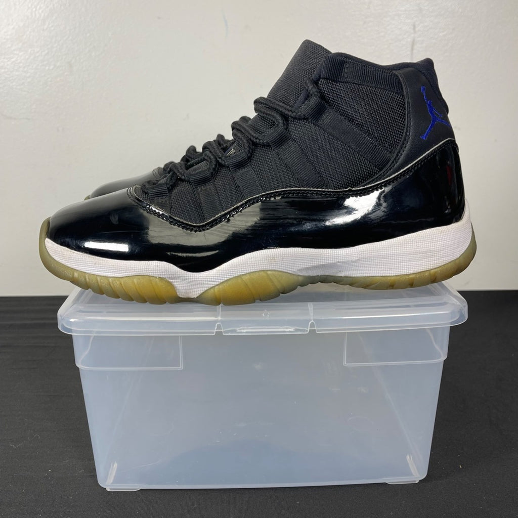 Jordan 11 Retro Space Jam (2016) 8 (Moderately Worn Pre-Owned)JordanBlack/Dark Concord-White - Image 3
