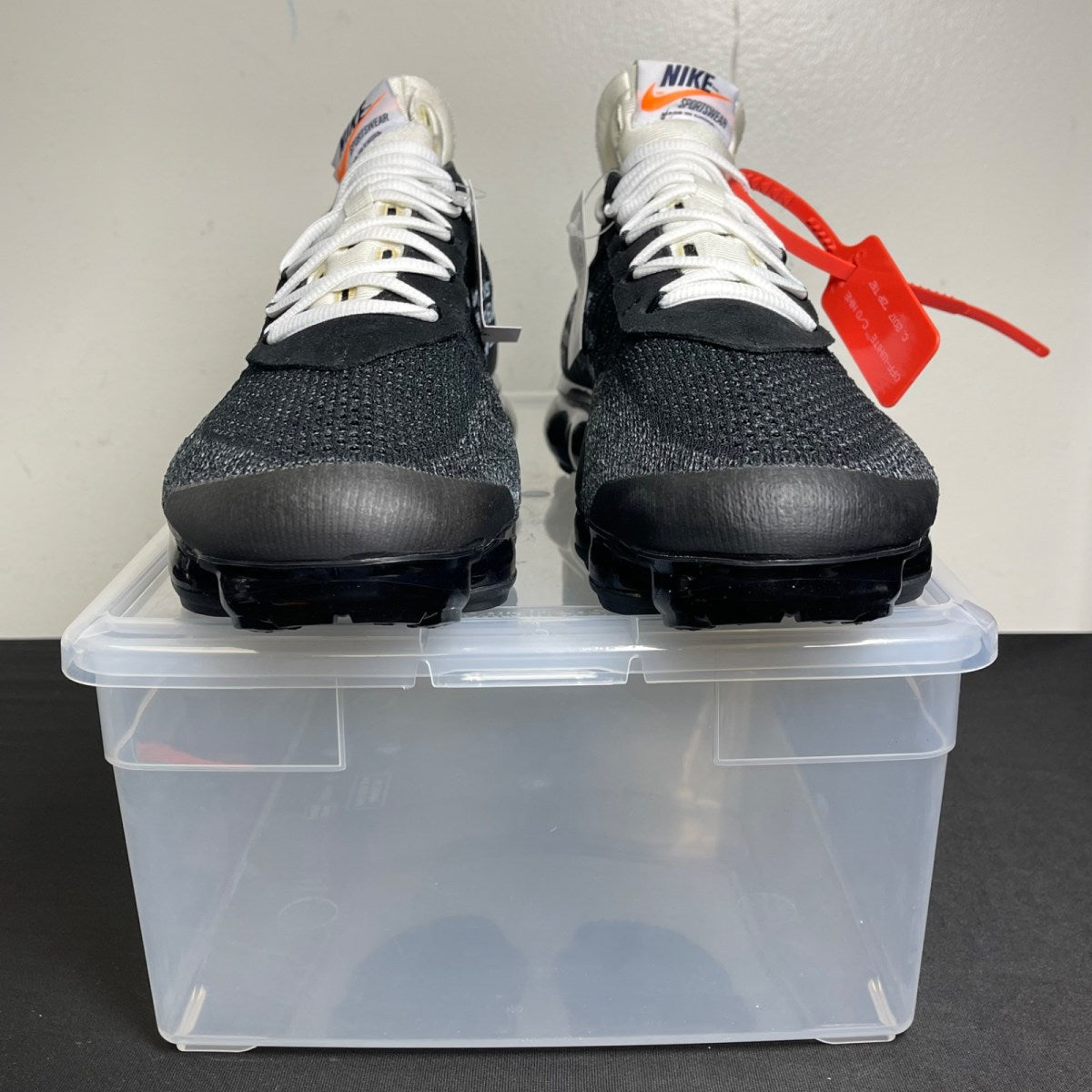 Nike Air VaporMax Off-White (Size 11) - Image 2