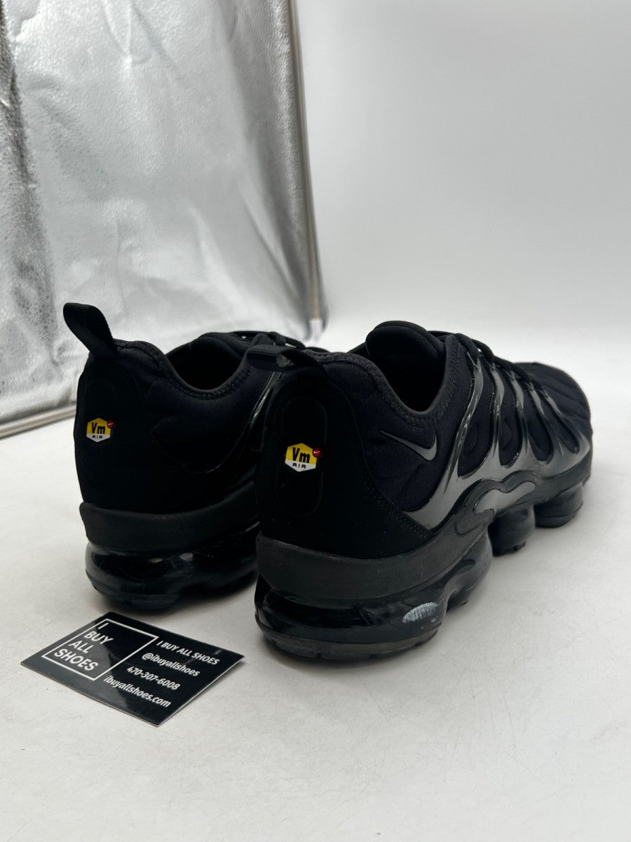 Nike Air VaporMax Plus Triple Black 11 (Lightly Worn Pre-Owned) - Image 5