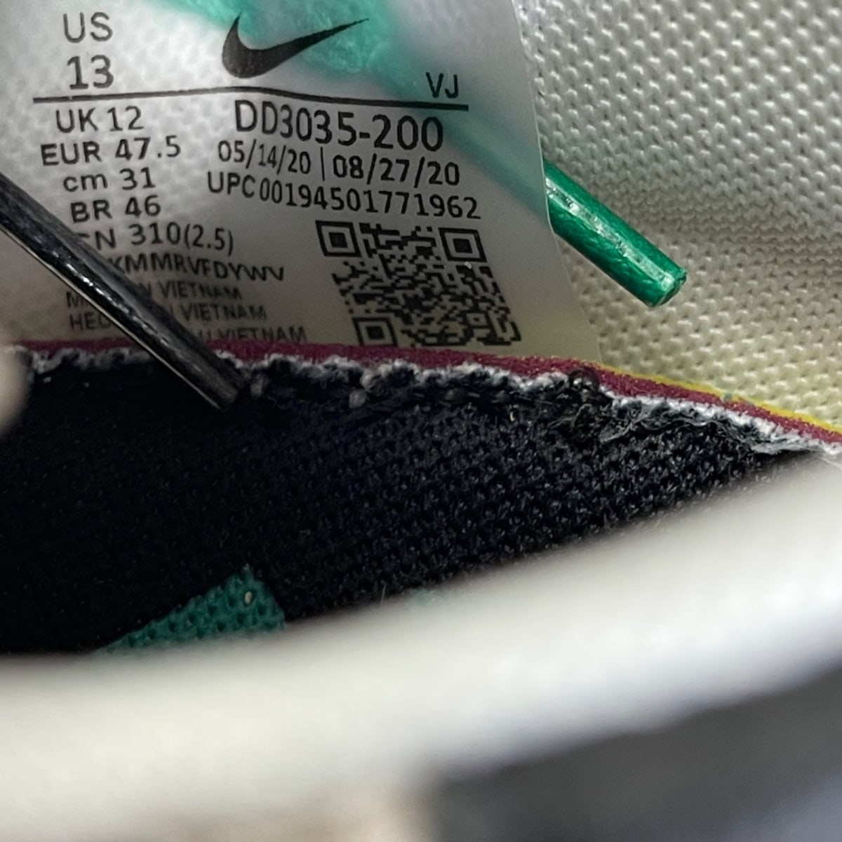 Nike Vaporwaffle sacai Villain Red Neptune Green 13 (Moderately Worn Pre-Owned)NikeString/Black-Villain Red-Neptune Green - Image 6