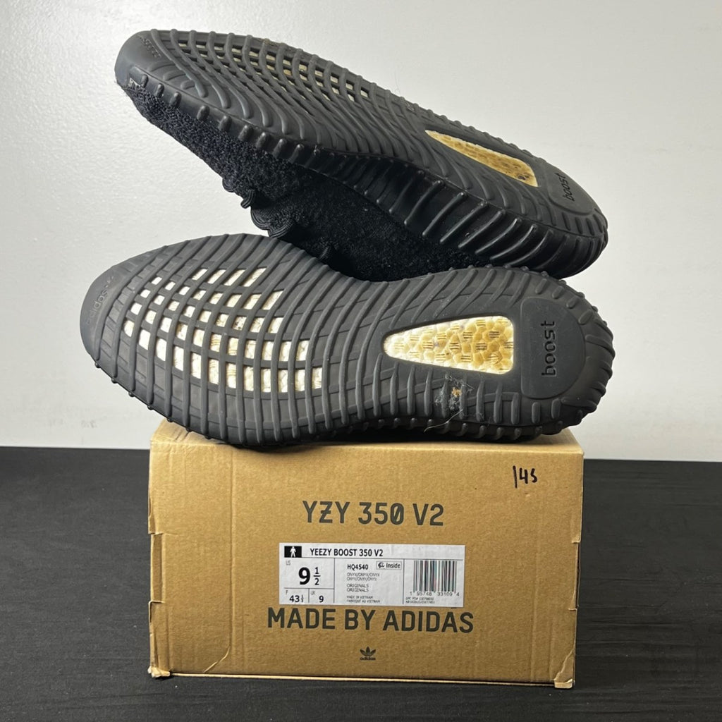 adidas Yeezy Boost 350 V2 Onyx 9.5 (Moderately Worn Pre-Owned)adidasOnyx/Onyx/Onyx - Image 6