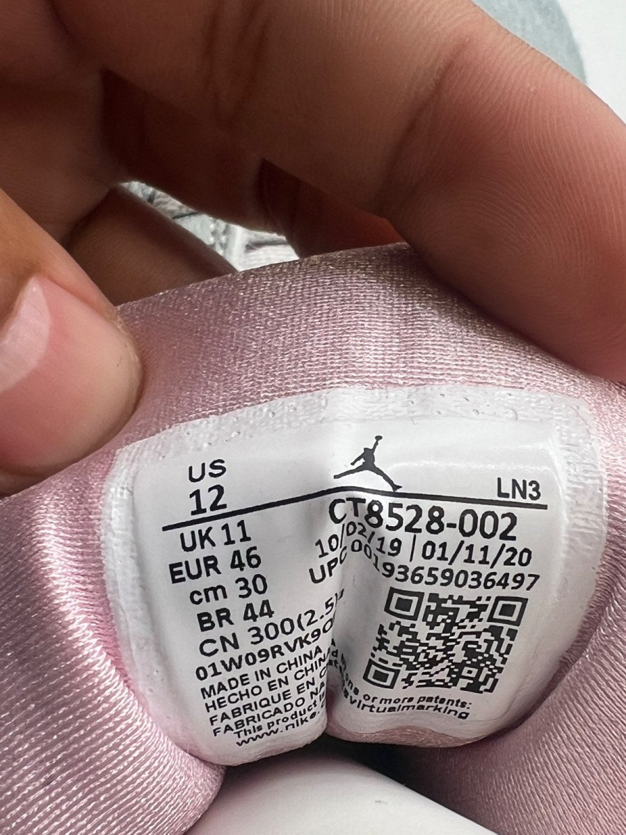 Jordan 7 Retro Neutral Grey 12 (Lightly Worn Pre-Owned)JordanNeutral Grey/Summit White-Pink Foam-Summit White - Image 7
