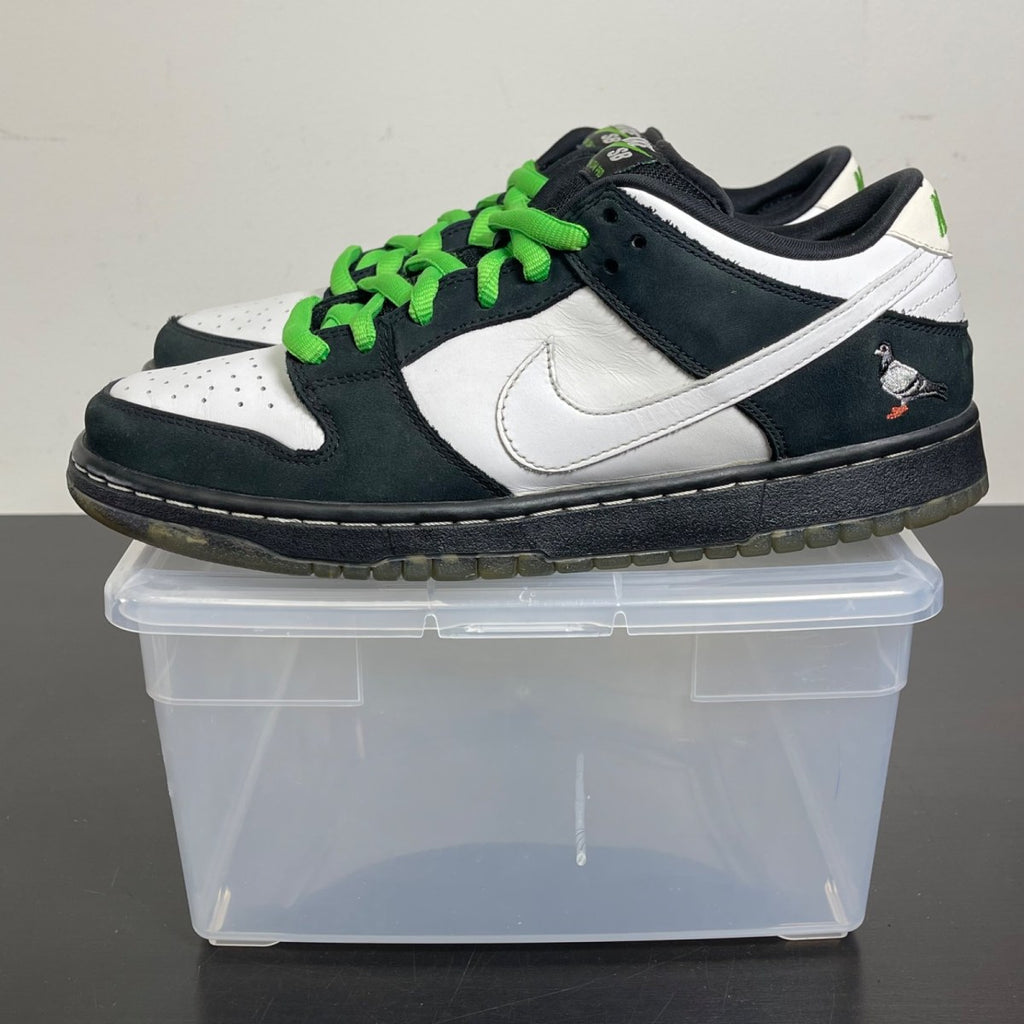 Nike SB Dunk Low Staple Panda Pigeon 9 (Moderately Worn Pre-Owned)NikeBlack/White-Green Gusto - Image 3