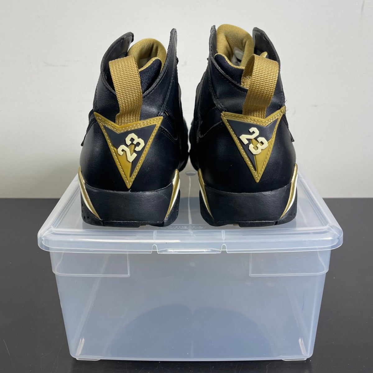 Jordan 7 Retro Golden Moments Pack (7) 9.5 (Moderately Worn Pre-Owned)JordanBlack/Metallic Gold-White - Image 3