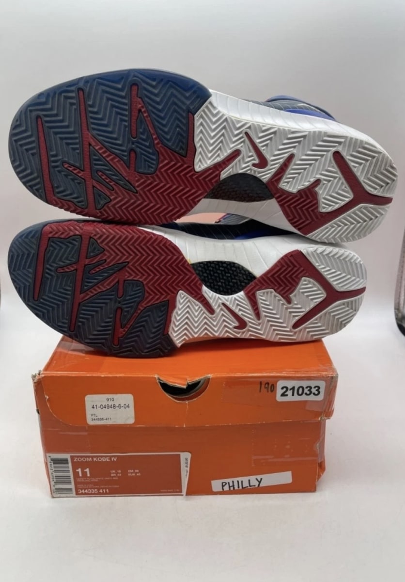 Nike Kobe 4 Philly (2009) 11 (Moderately Worn Pre-Owned)NikeVarsity Royal/White-Varsity Red - Image 9