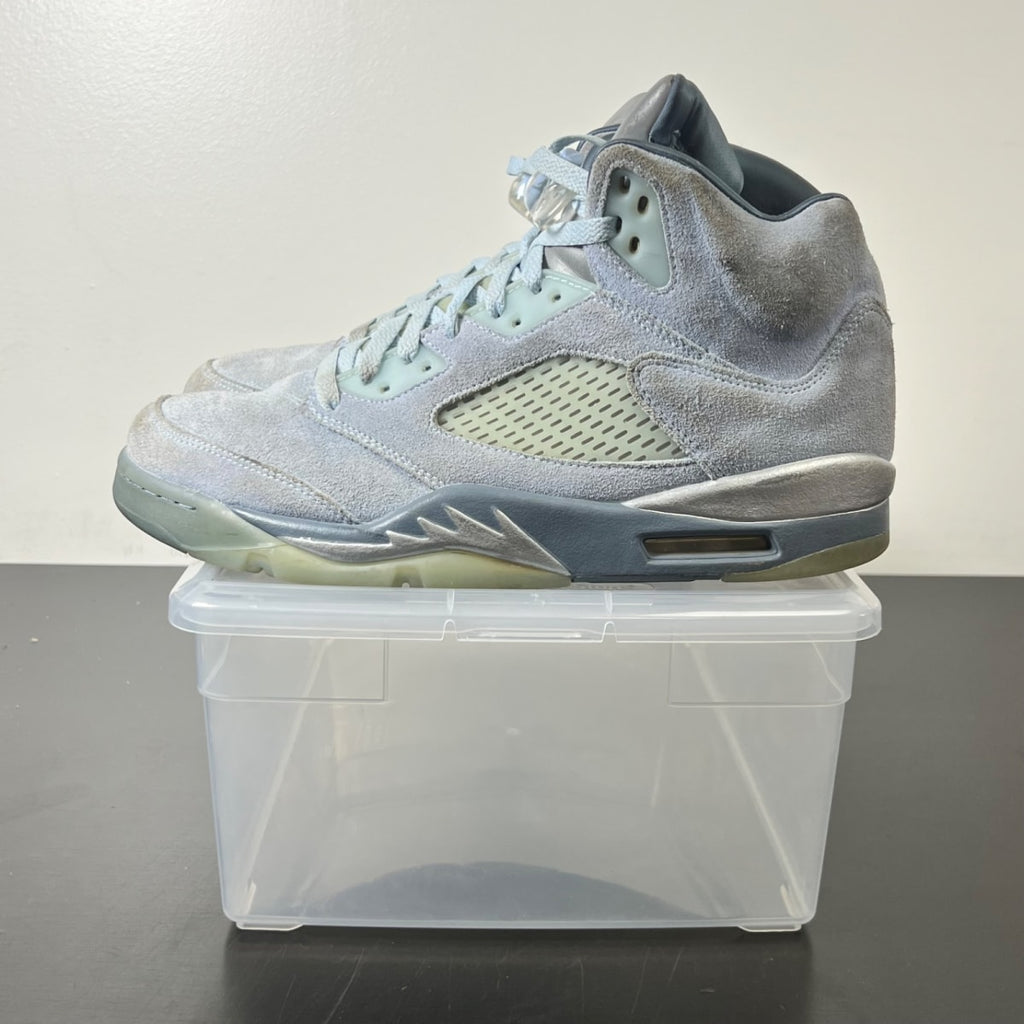 Jordan 5 Retro Bluebird (Women's) 11.5W (Heavily Worn Pre-Owned)JordanPhoto Blue/Football Grey-Metallic Silver-White - Image 3