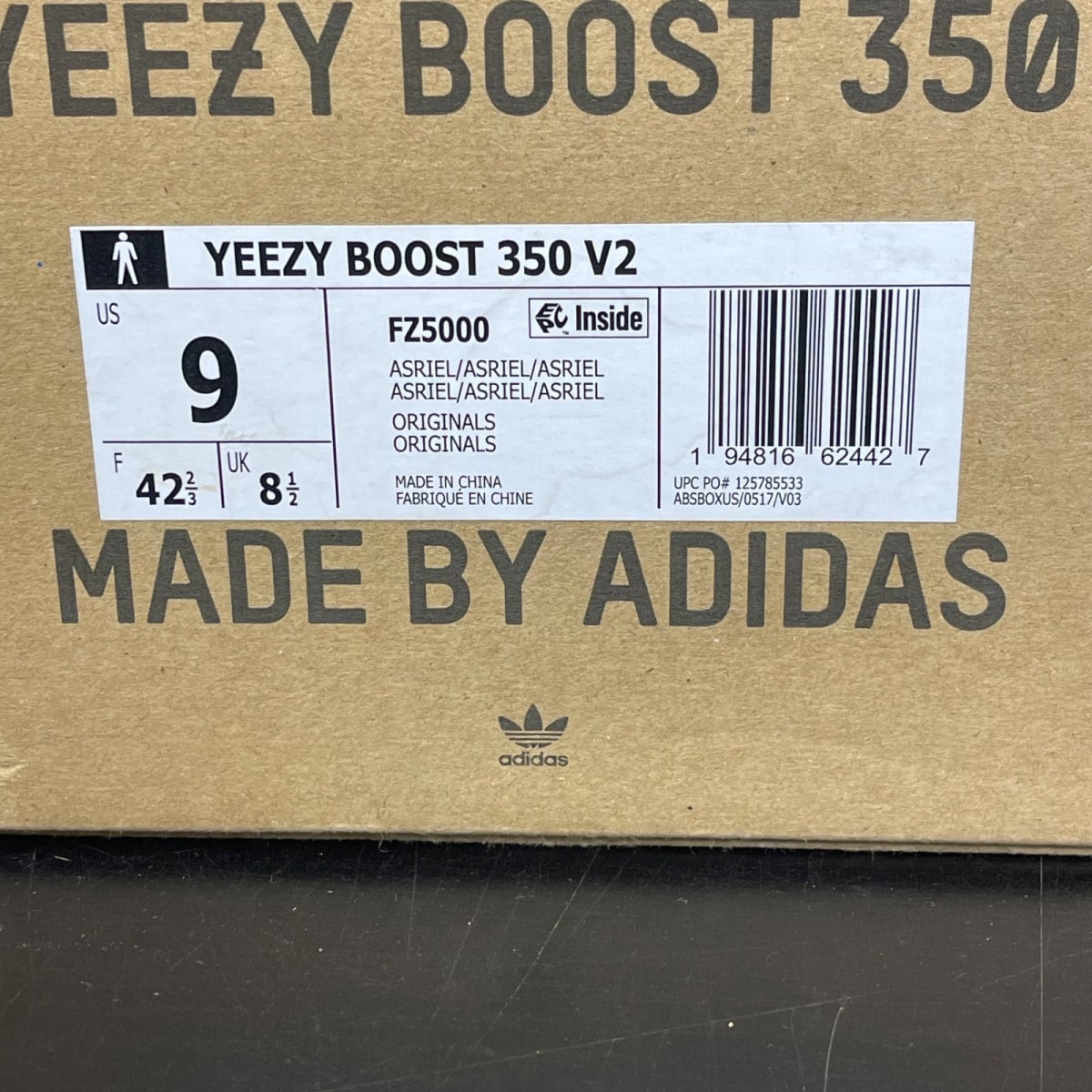adidas Yeezy Boost 350 V2 Carbon 9 (Moderately Worn Pre-Owned)adidasCarbon/Carbon/Carbon - Image 7