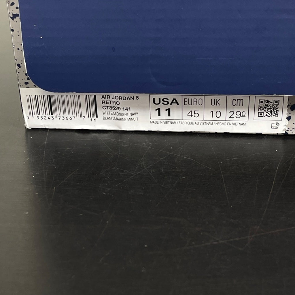 Jordan 6 Retro Midnight Navy (2022) 11 (Moderately Worn Pre-Owned)JordanWhite/Midnight Navy - Image 7