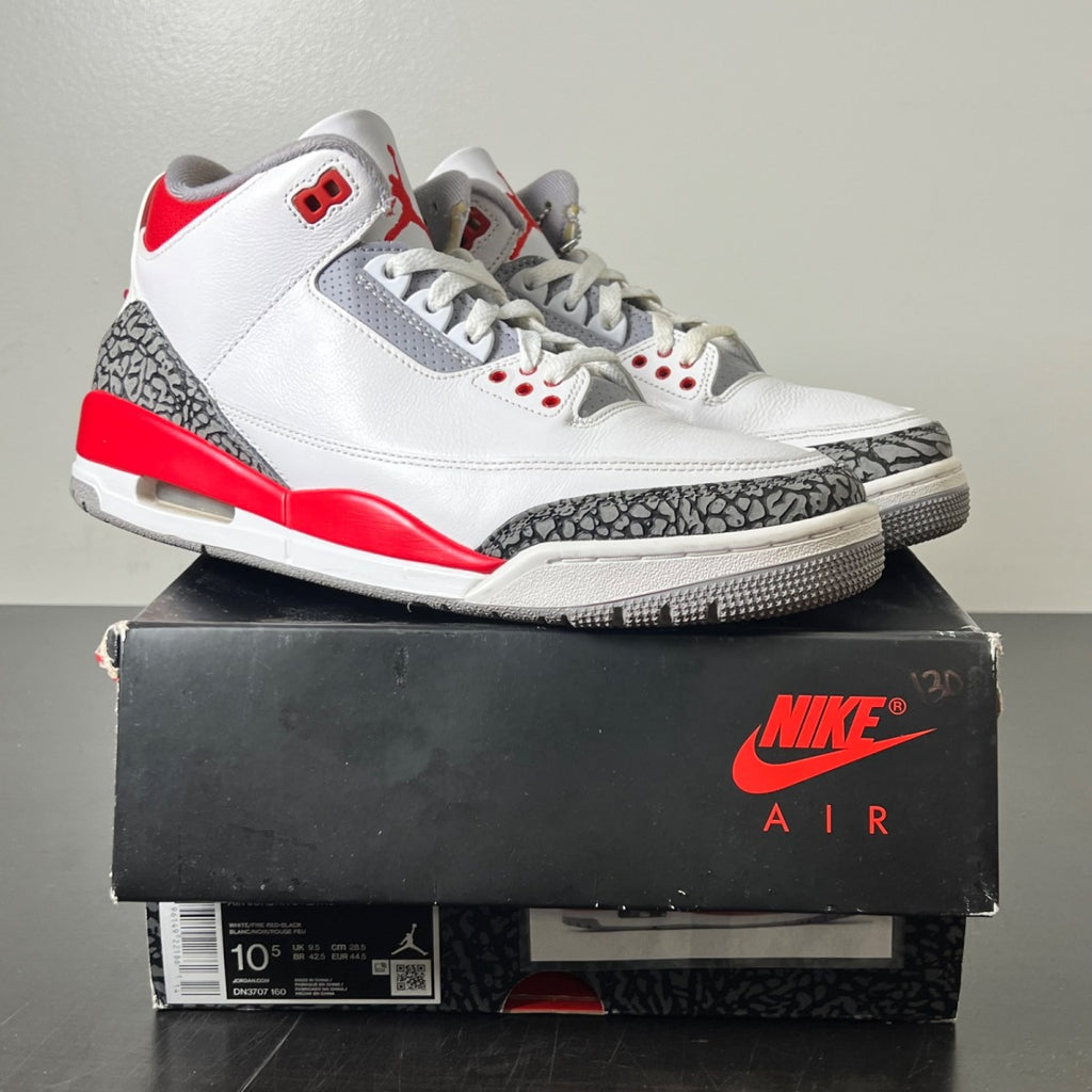 Jordan 3 Retro Fire Red (2022) 10.5 (Moderately Worn Pre-Owned)JordanWhite/Fire Red/Cement Grey/Black - Image 1